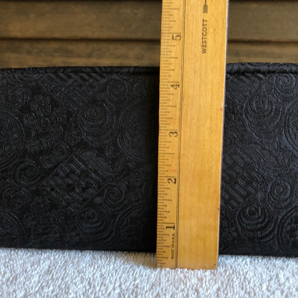 Elegant Black Hobo Bag - Picture 10 of 11
